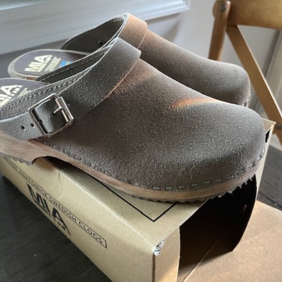 MIA Alma Swedish Clogs - Picture 2 of 6